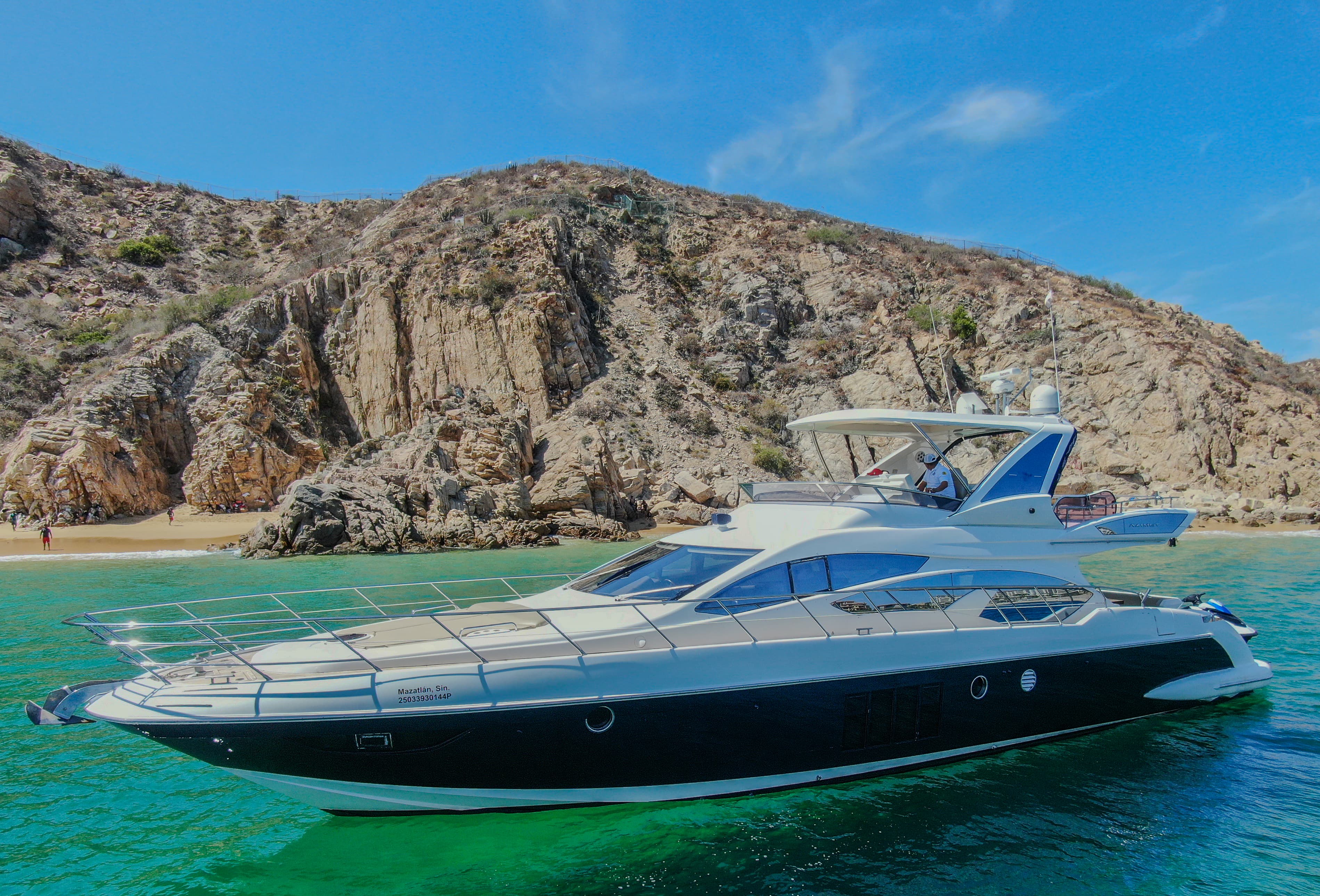 About Cabo Rental Yatchs