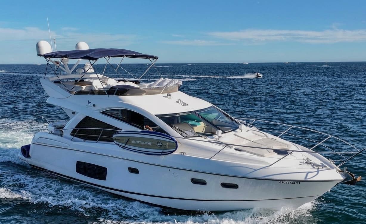 Sunseeker Yacht 60'